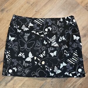 👖HavenBleu Black And White Skorts